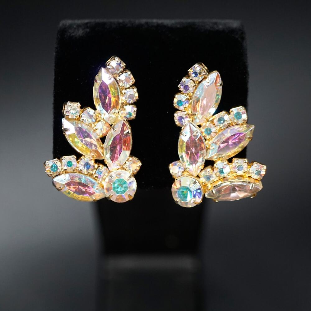 Vintage Aurora Borealis Navette Rhinestone Clip Earrings 1.5 Gold Tone Leaf 50s
